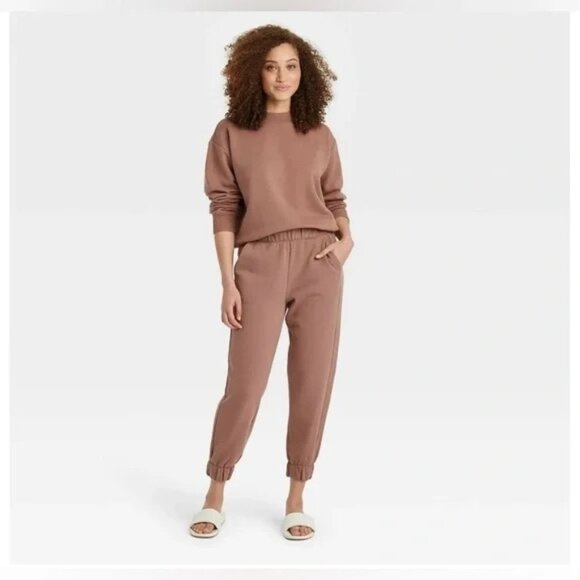 A New Day Crewneck Fleece Boxy Sweatshirt - Picture 1 of 5